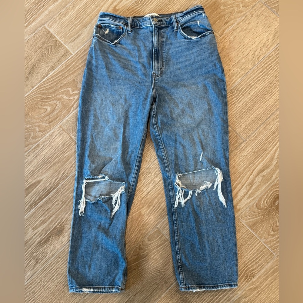 Abercrombie & Fitch High Rise Ankle Straight Jeans